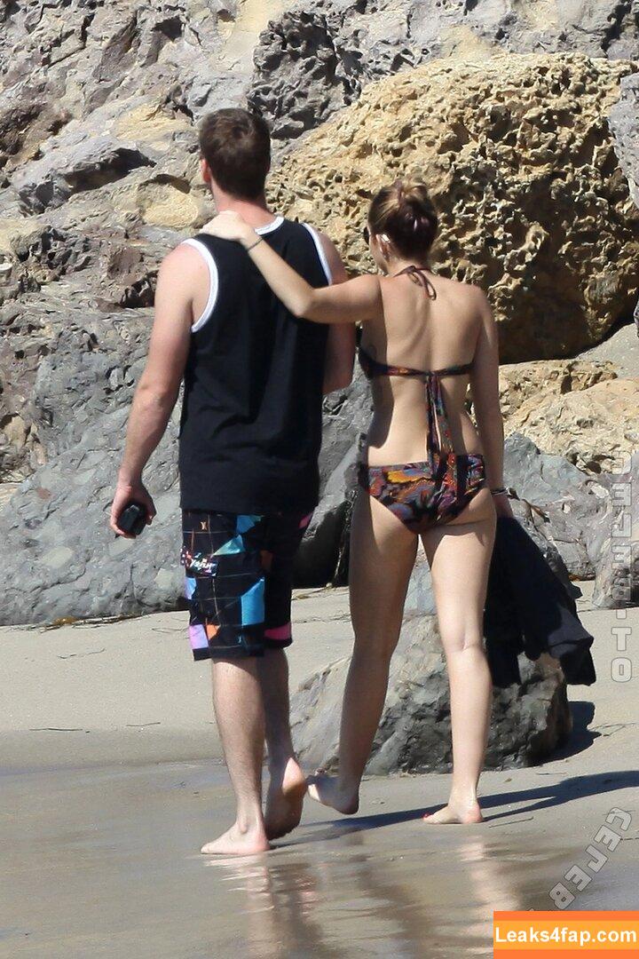 Miley Cyrus / https: / mileycyrus leaked photo photo #4021