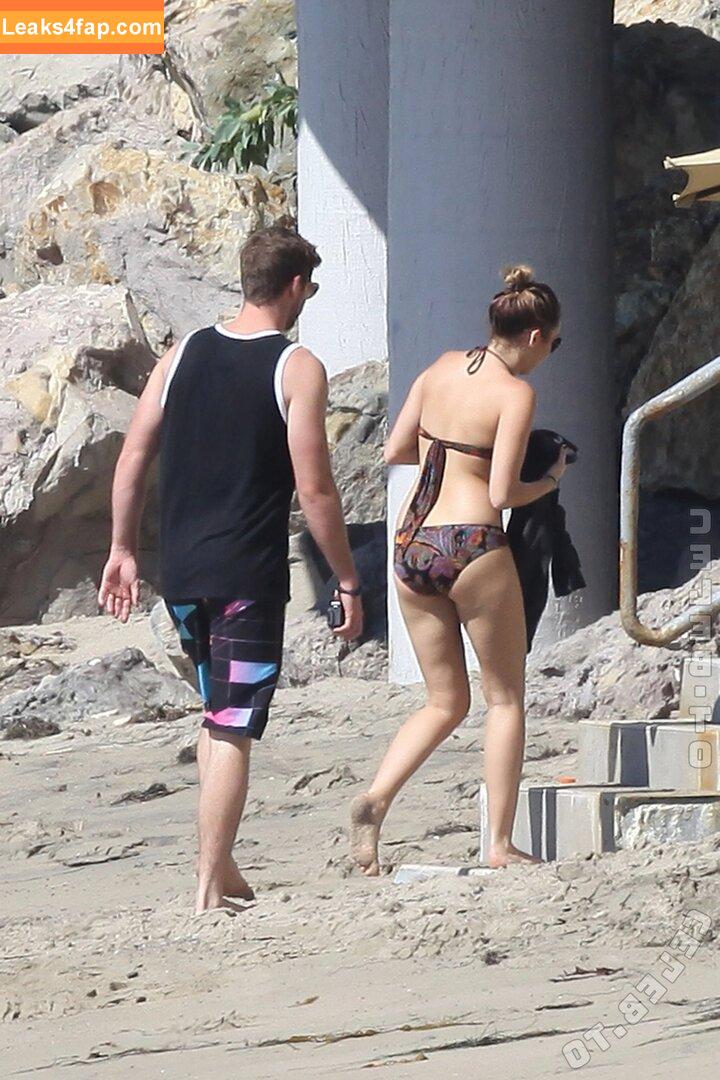 Miley Cyrus / https: / mileycyrus leaked photo photo #4033