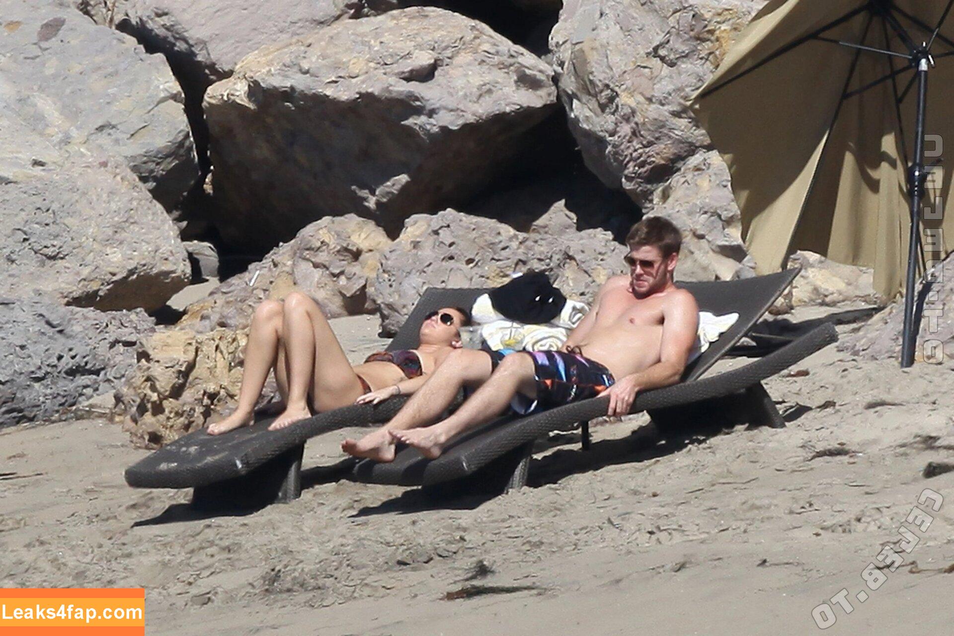 Miley Cyrus / https: / mileycyrus leaked photo photo #4037