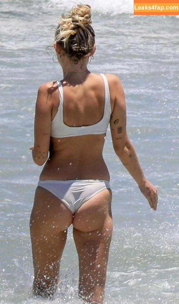 Miley Cyrus / https: / mileycyrus leaked photo photo #4068