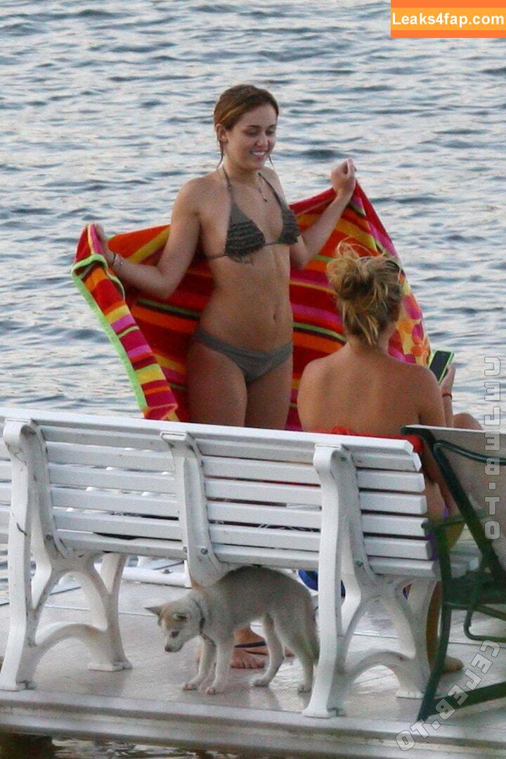 Miley Cyrus / https: / mileycyrus leaked photo photo #4150