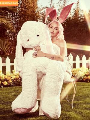 Miley Cyrus photo #4000