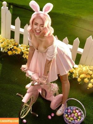 Miley Cyrus photo #4006