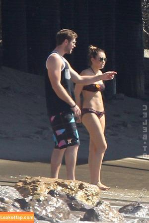 Miley Cyrus photo #4022