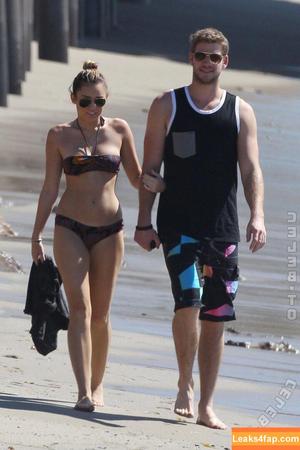 Miley Cyrus photo #4026