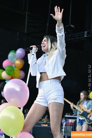 Miley Cyrus photo #4125