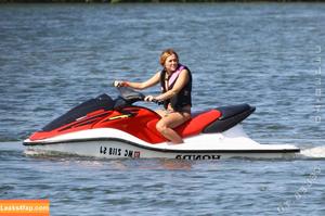 Miley Cyrus photo #4140