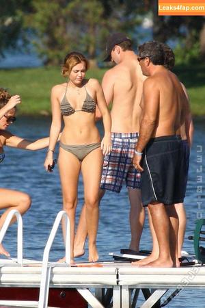 Miley Cyrus photo #4148