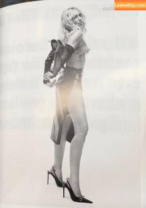 Miley Cyrus photo #4223
