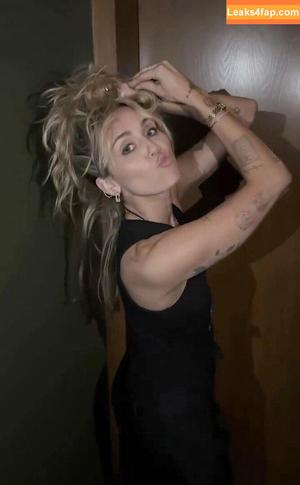 Miley Cyrus photo #4290