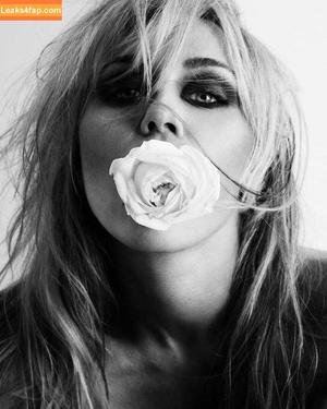 Miley Cyrus photo #4303
