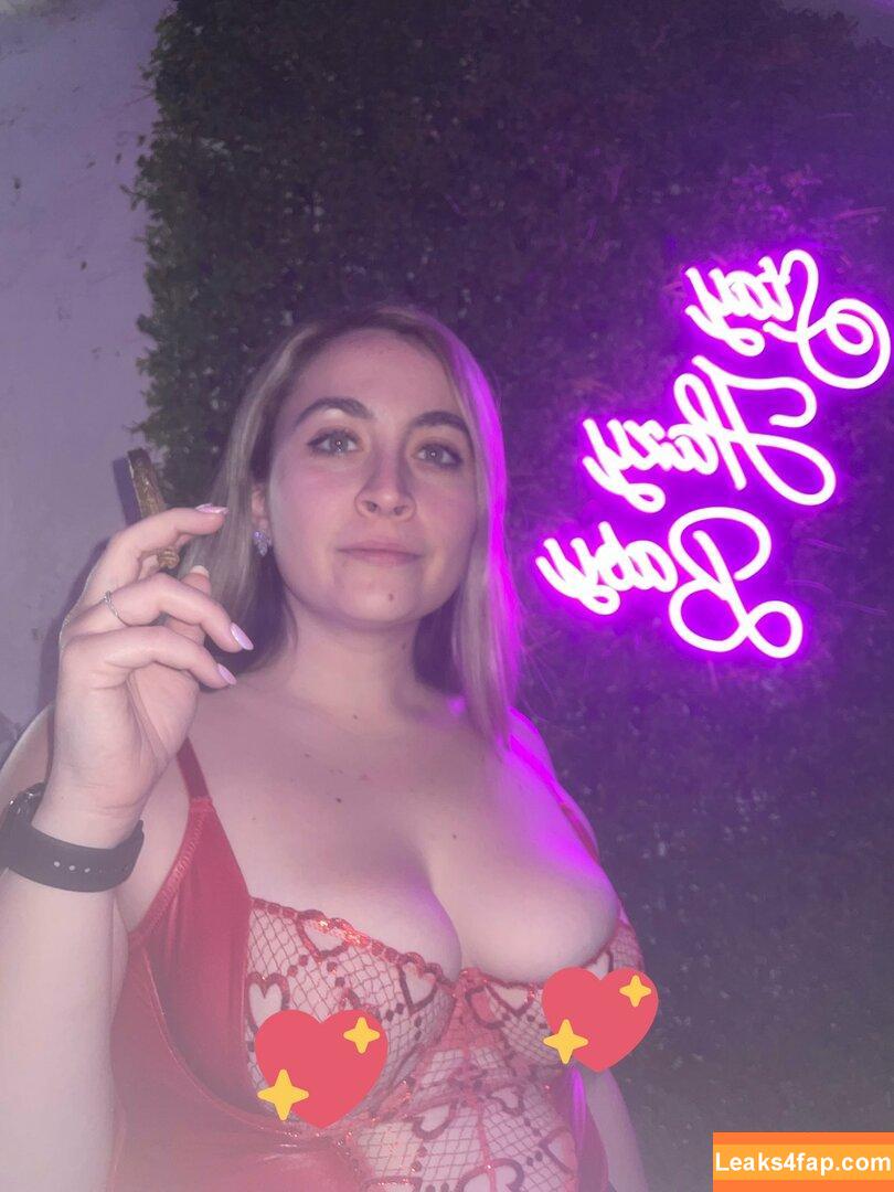 milfweeed / Haley OC / haley__oc / milk_weed leaked photo photo #0001