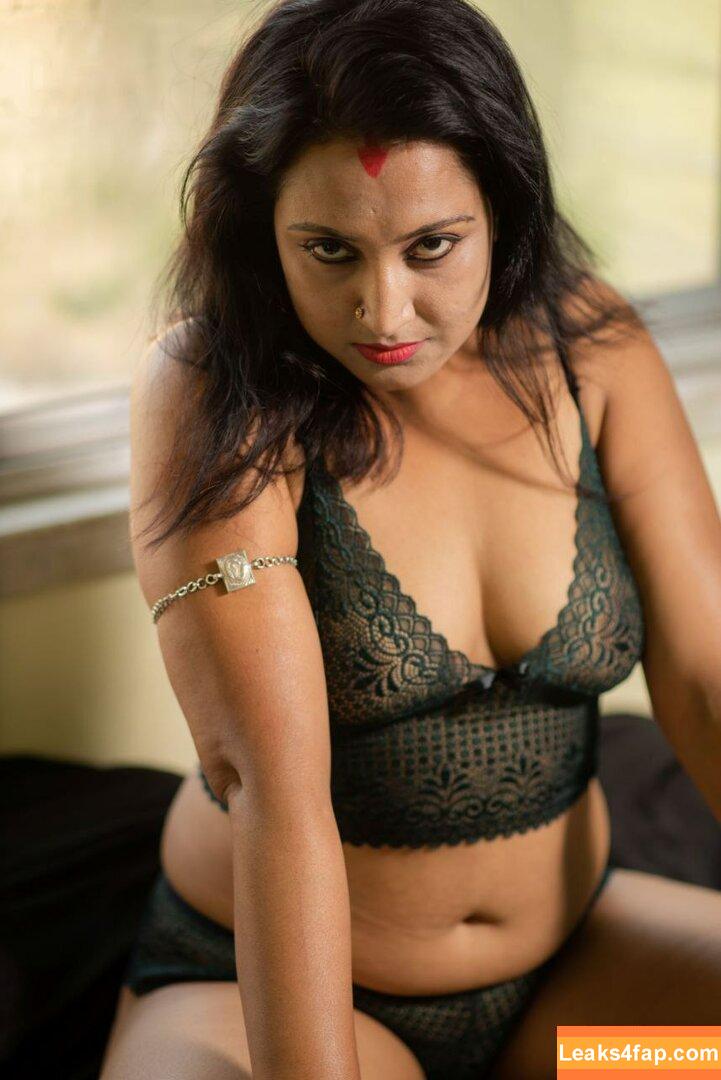 Mili Debnath Nude / milidebnath9 слитое фото фото #0002