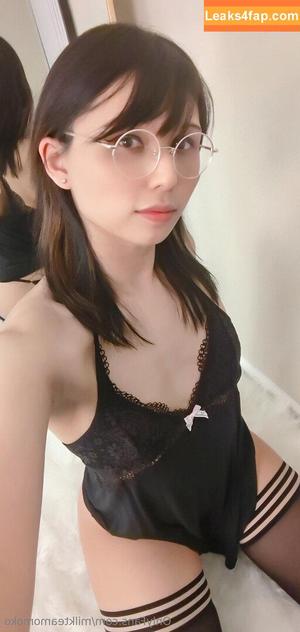 MilkteaMomoko photo #0381