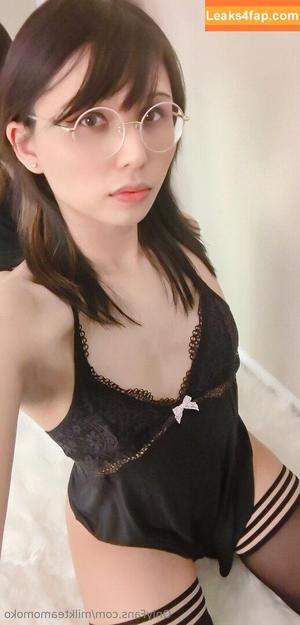 MilkteaMomoko photo #0382