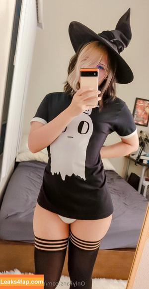 MilkteaMomoko photo #0396