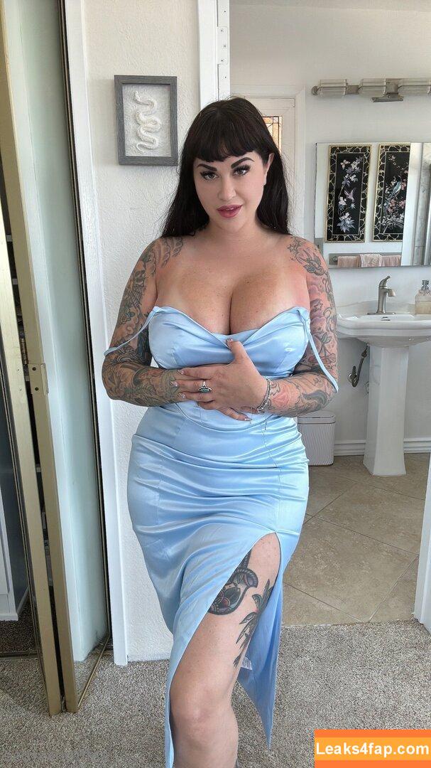 milky_mommy_tiffy / miky_mommyy leaked photo photo #0003