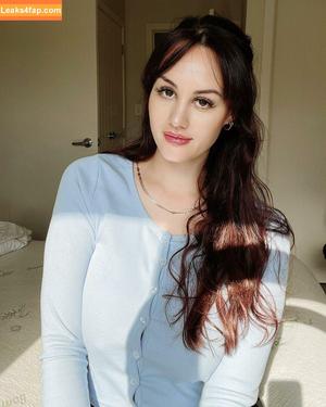 Milky Mommy photo #0010