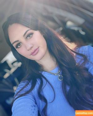 Milky Mommy photo #0015