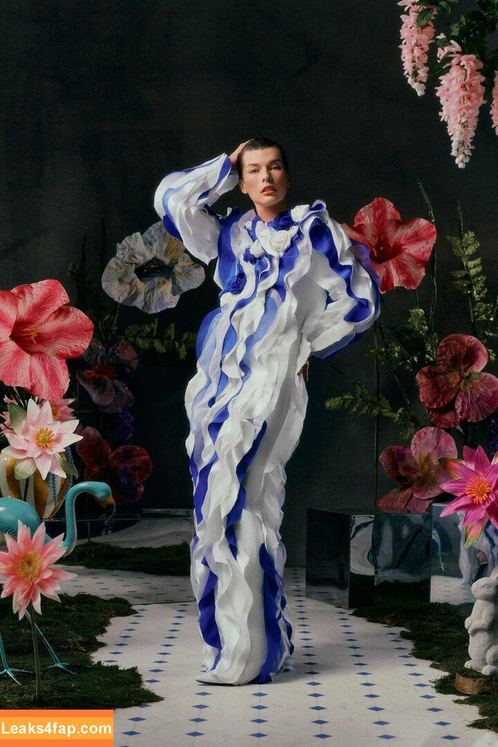 Milla Jovovich / MillaJovovich leaked photo photo #0024