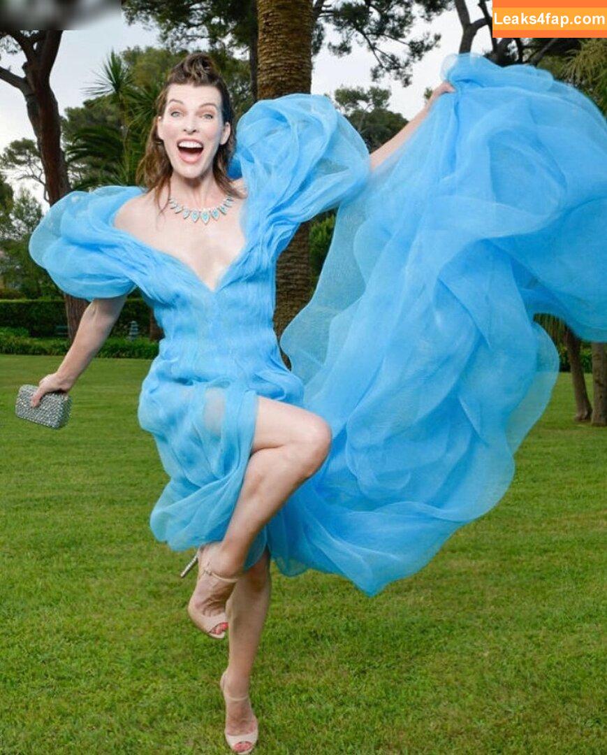 Milla Jovovich / MillaJovovich leaked photo photo #0112