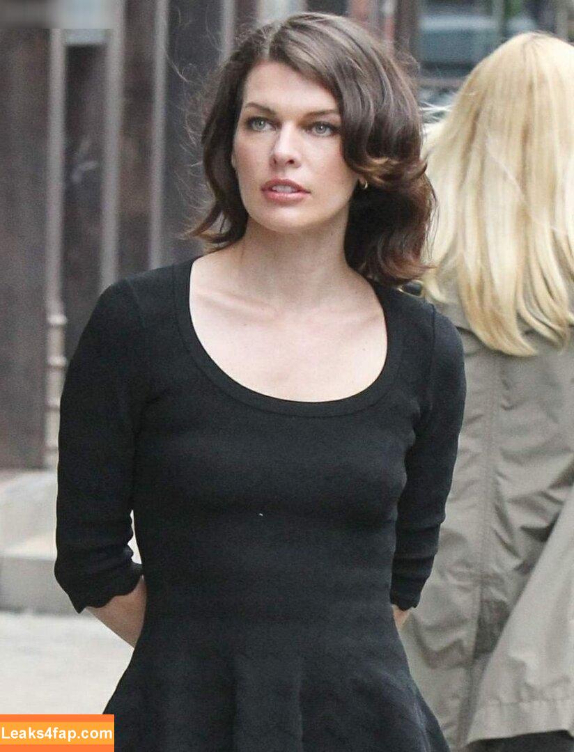 Milla Jovovich / MillaJovovich leaked photo photo #0114