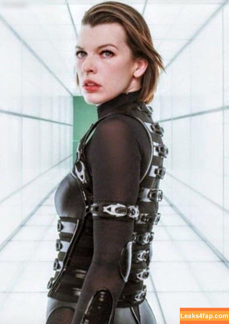 Milla Jovovich / MillaJovovich leaked photo photo #0176