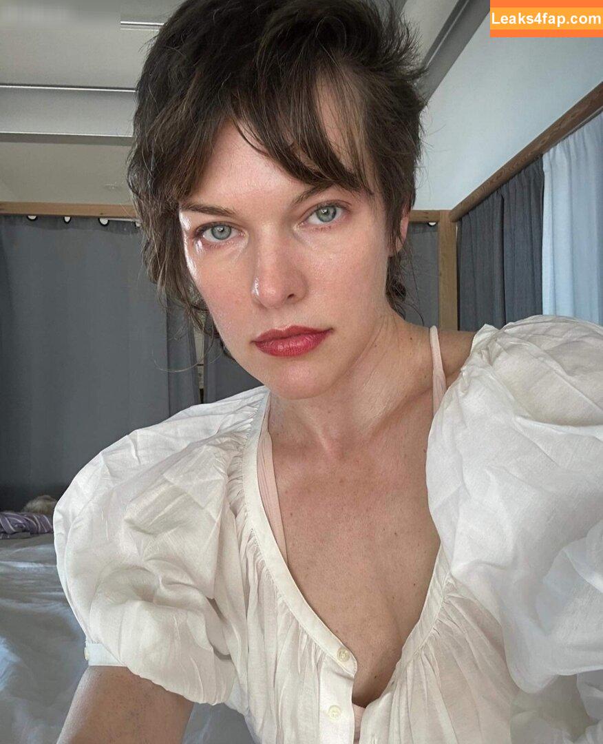 Milla Jovovich / MillaJovovich leaked photo photo #0186