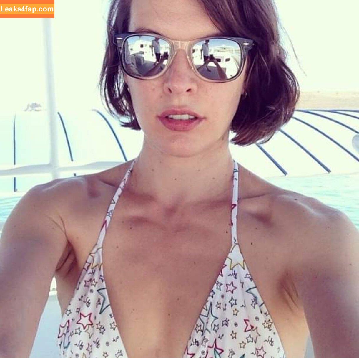 Milla Jovovich / MillaJovovich слитое фото фото #0191