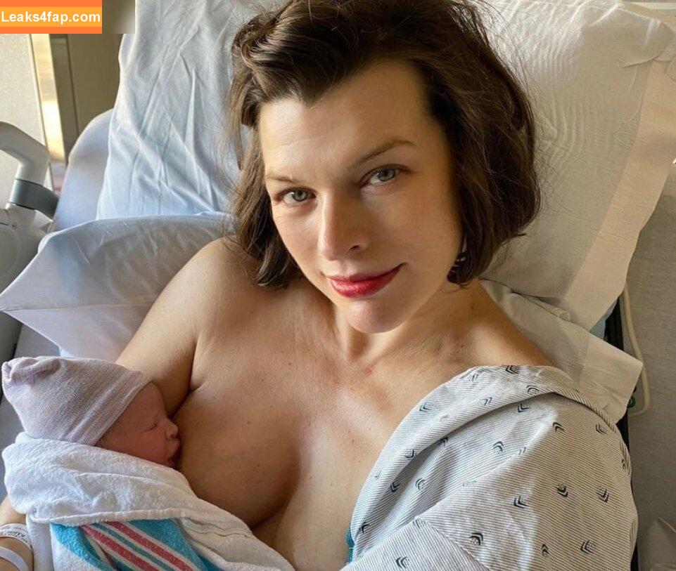 Milla Jovovich / MillaJovovich слитое фото фото #0198