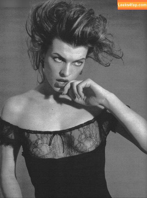 Milla Jovovich / MillaJovovich leaked photo photo #0213