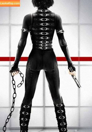 Milla Jovovich photo #0182