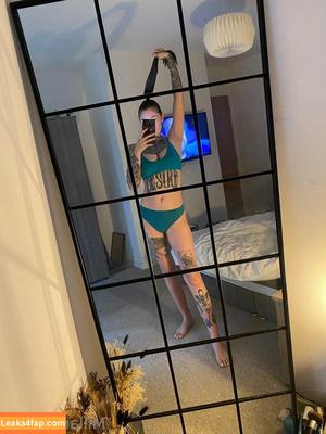 Millan Saintclair photo #0027