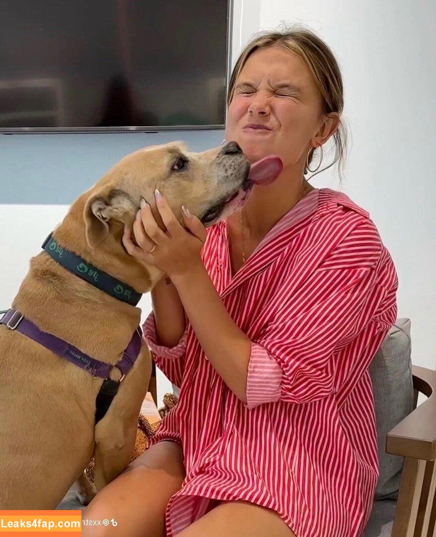 Millie Bobby Brown / milliebobbybrown leaked photo photo #1143