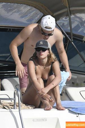 Millie Bobby Brown photo #1340