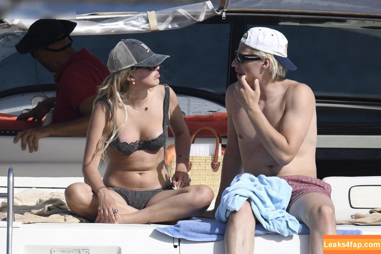 Millie Bobby Brown / milliebobbybrown leaked photo photo #2087