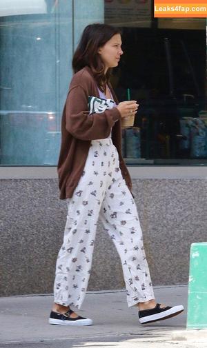 Millie Bobby Brown photo #2074