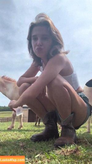 Millie Bobby Brown photo #2337