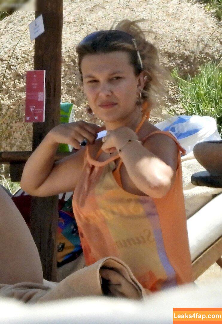 Millie Bobby Brown / milliebobbybrown leaked photo photo #3000