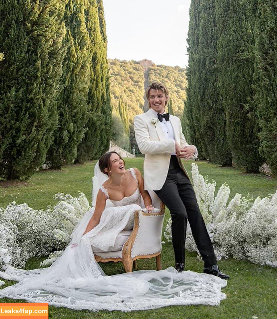 Millie Bobby Brown / milliebobbybrown слитое фото фото #3855