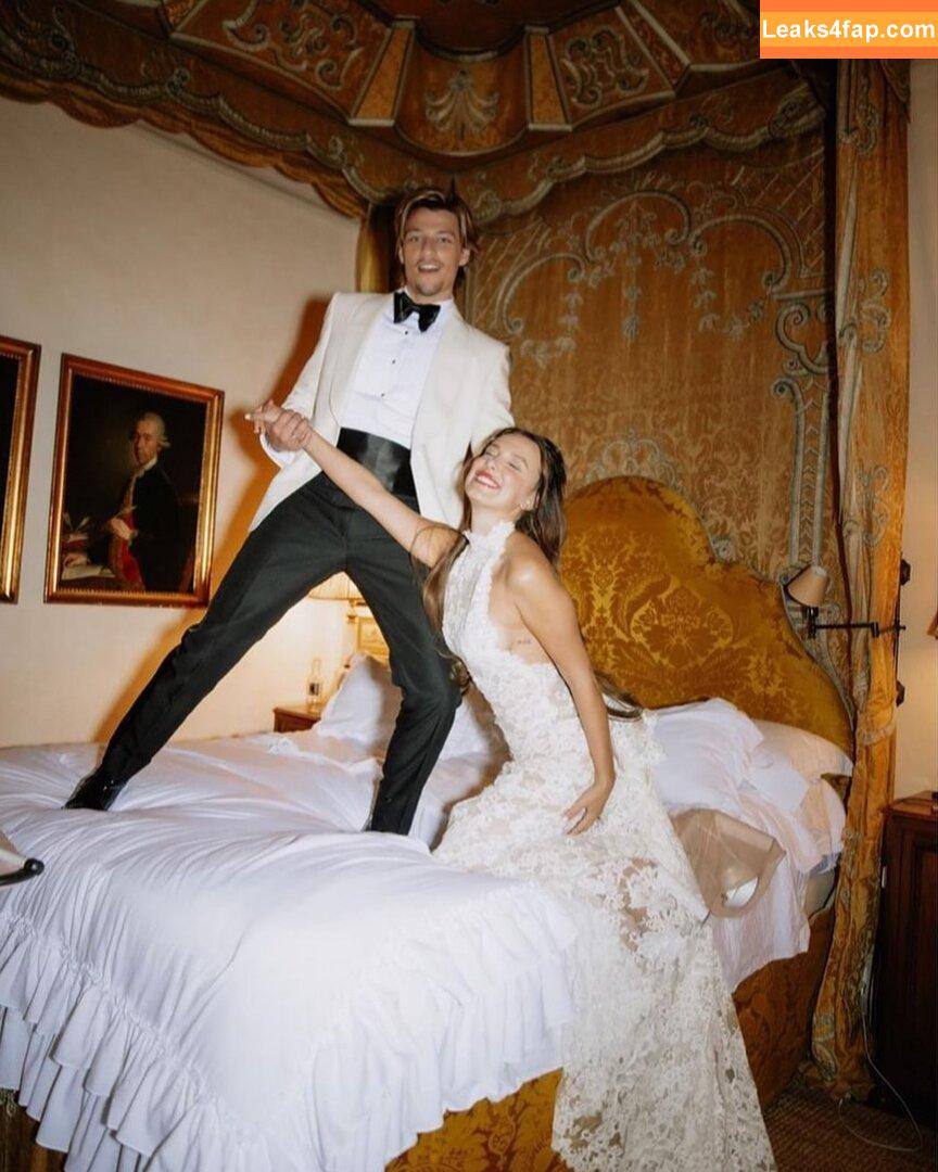 Millie Bobby Brown / milliebobbybrown leaked photo photo #3962