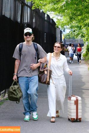 Millie Bobby Brown photo #3456