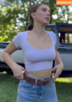 Millie Bobby Brown photo #3516