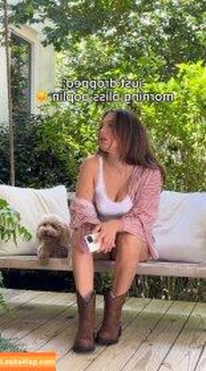 Millie Bobby Brown photo #3613