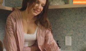 Millie Bobby Brown photo #3633