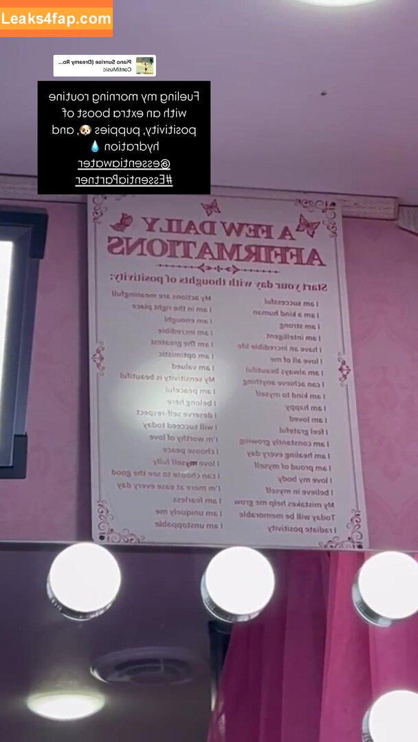 Millie Bobby Brown / milliebobbybrown leaked photo photo #4076