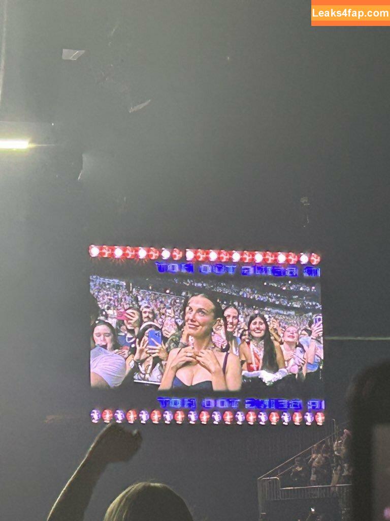 Millie Bobby Brown / milliebobbybrown leaked photo photo #4344