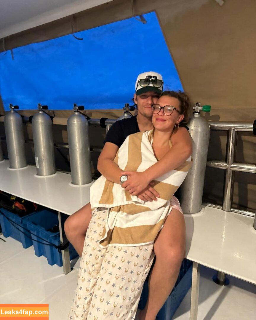 Millie Bobby Brown / milliebobbybrown leaked photo photo #4932