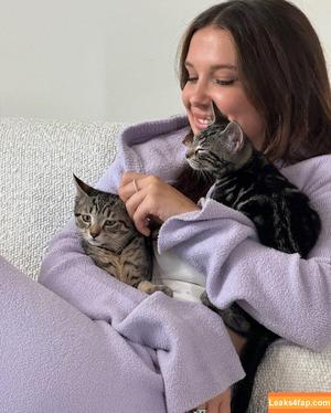 Millie Bobby Brown photo #4074