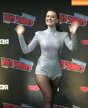 Millie Bobby Brown photo #4083